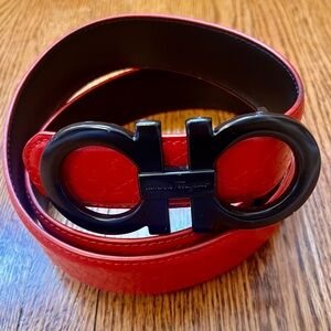 Salvatore Ferragamo Men's Red Leather Belt Gancini Buckle